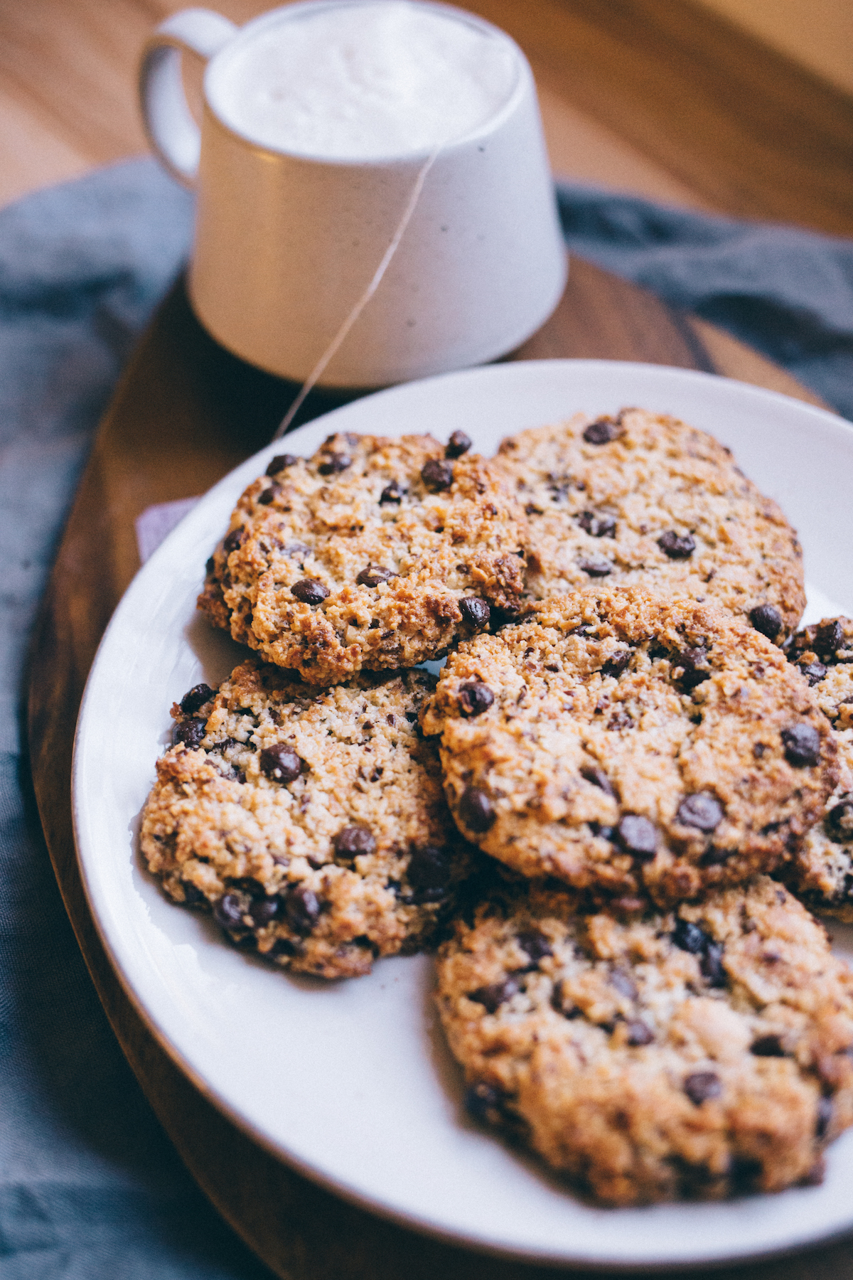 Mandel-Schoko Cookies – Iris Knox